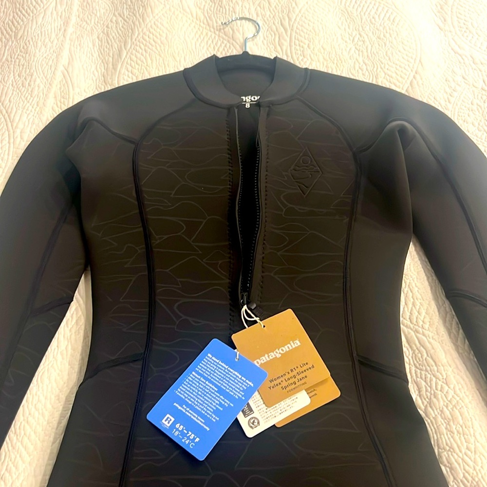 Patagonia long sleeve short women’s wetsuit size 8